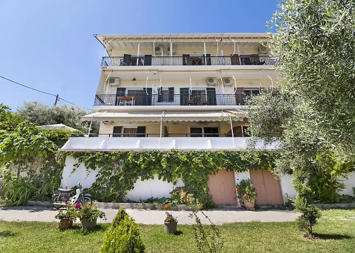 Tasoula With Sea View 5 *