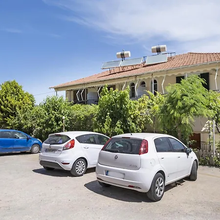 Tasoula With Sea View 5 Apartment *