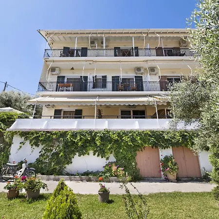 Tasoula With Sea View 5 *