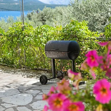 Tasoula With Sea View 5 * Nikiana